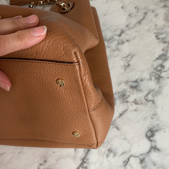 Tory Burch Slouchy Thea Chain Tote - Picture 9 of 16